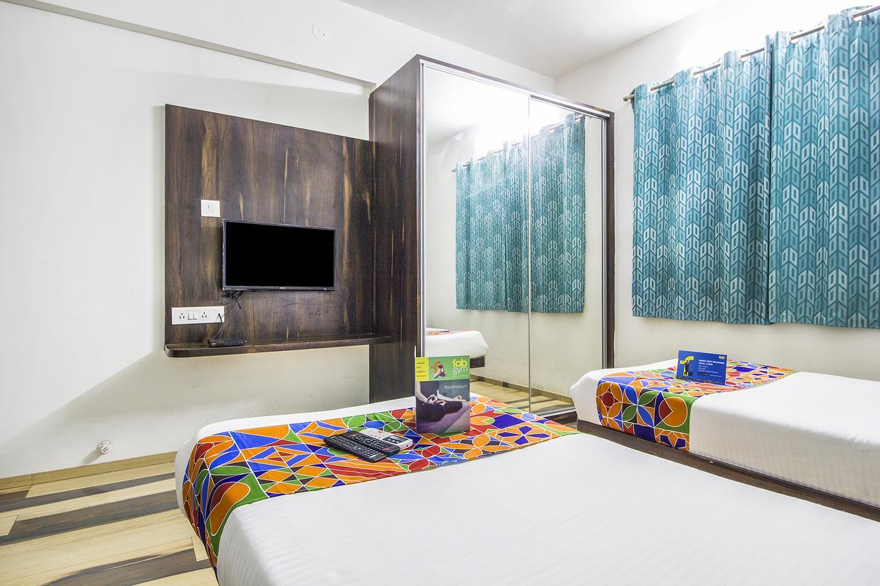 Fabhotel Pruthamesh Pride Насик Экстерьер фото